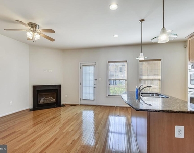 25082 Cypress Mill Terrace - Photo Thumbnail 6