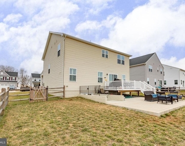 6427 Hawkeye Drive - Photo Thumbnail 20