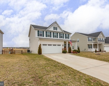 6427 Hawkeye Drive - Photo Thumbnail 3