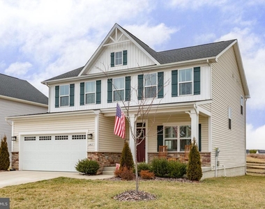 6427 Hawkeye Drive - Photo Thumbnail 5