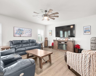 6427 Hawkeye Drive - Photo Thumbnail 49