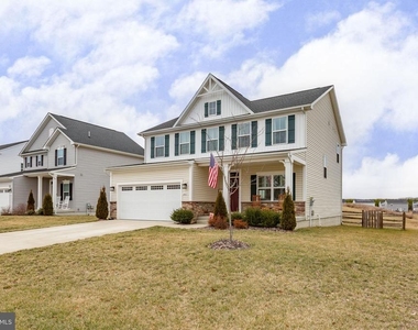 6427 Hawkeye Drive - Photo Thumbnail 4