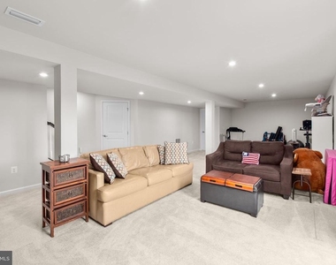 6427 Hawkeye Drive - Photo Thumbnail 42