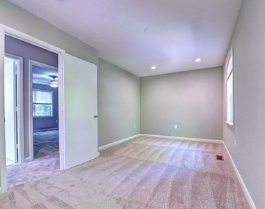 2226 Gunsmith Square - Photo Thumbnail 13