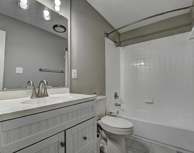 2226 Gunsmith Square - Photo Thumbnail 10