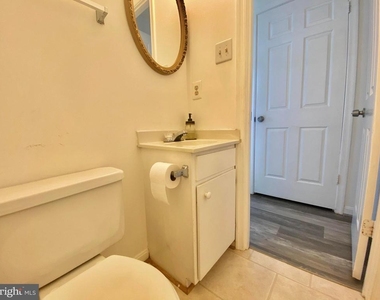 7351 Crestleigh Circle - Photo Thumbnail 18