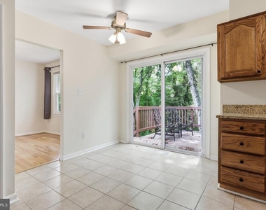 8747 Arley Drive - Photo Thumbnail 14