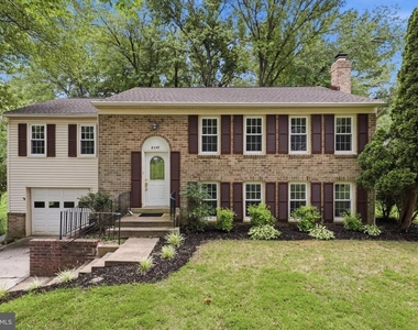 8747 Arley Drive - Photo Thumbnail 2