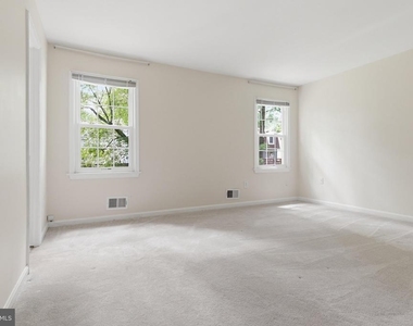 8747 Arley Drive - Photo Thumbnail 15