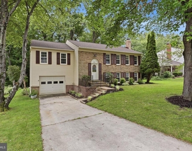 8747 Arley Drive - Photo Thumbnail 3