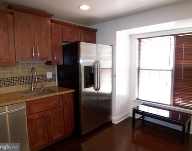 9033 Lee Highway - Photo Thumbnail 1