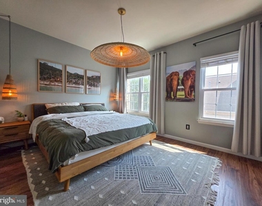 5303 Arapaho Lane - Photo Thumbnail 15