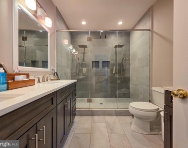 5303 Arapaho Lane - Photo Thumbnail 18