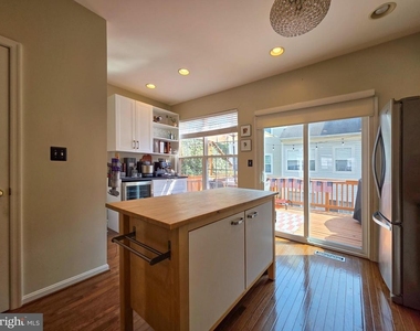 5303 Arapaho Lane - Photo Thumbnail 9
