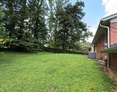 5602 Kings Park Drive - Photo Thumbnail 15