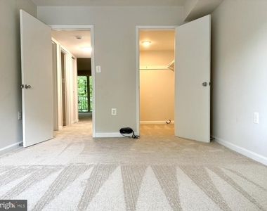 1520 Northgate Square - Photo Thumbnail 18
