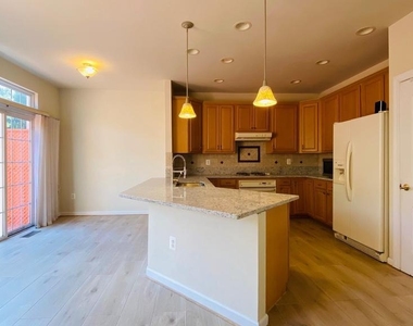 8853 Modano Place - Photo Thumbnail 6
