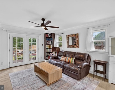 327 Ashby Street - Photo Thumbnail 9