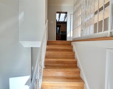 4567 25th Road N - Photo Thumbnail 2