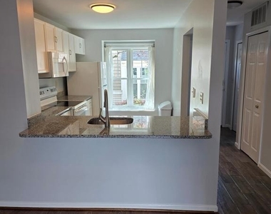 3928 9th Road S - Photo Thumbnail 5