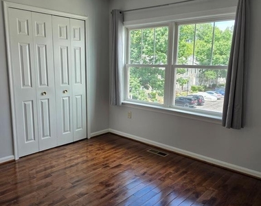 3928 9th Road S - Photo Thumbnail 17
