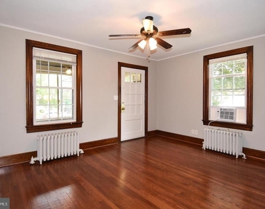 600 23rd Street S - Photo Thumbnail 2