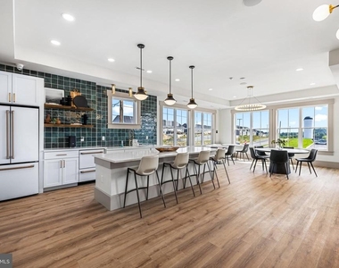 1001 Admiral Lane - Photo Thumbnail 30