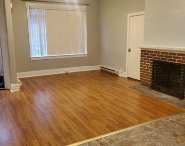 151 E Philadelphia Street - Photo Thumbnail 2