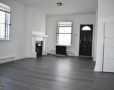 10 S 62nd Street - Photo Thumbnail 3