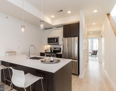 1235 N 27th Street - Photo Thumbnail 4