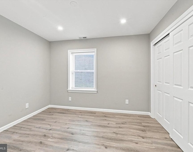 2649 E Clearfield Street - Photo Thumbnail 7