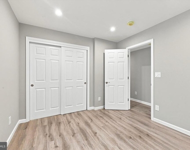 2649 E Clearfield Street - Photo Thumbnail 8
