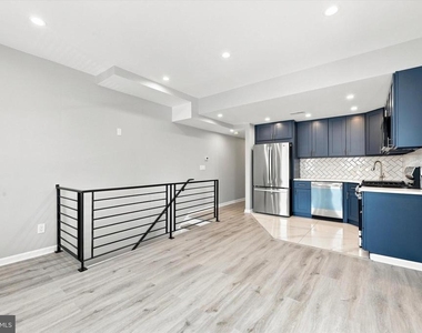 2649 E Clearfield Street - Photo Thumbnail 3