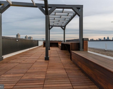 1141 N Front Street - Photo Thumbnail 19