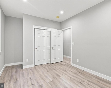 2649 E Clearfield Street - Photo Thumbnail 8