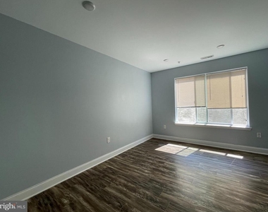 1257 N Newkirk Street - Photo Thumbnail 2
