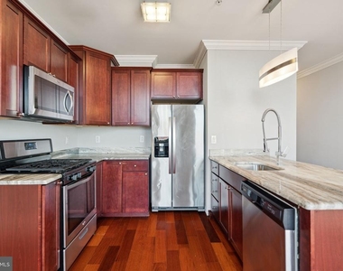1401 N 5th Street - Photo Thumbnail 4