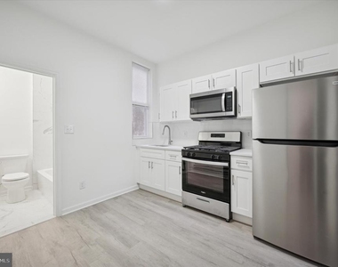 1418 W Erie Avenue - Photo Thumbnail 7