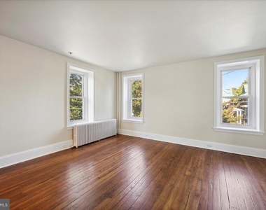 200 E Willow Grove Avenue - Photo Thumbnail 4