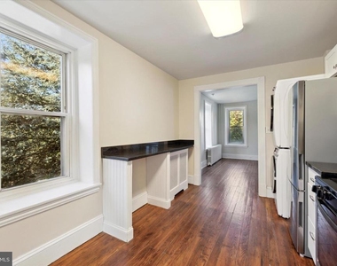 200 E Willow Grove Avenue - Photo Thumbnail 6