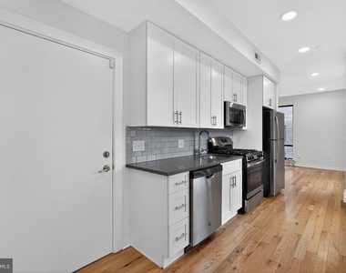 1659 N Randolph - Photo Thumbnail 3