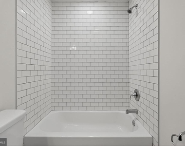 1659 N Randolph - Photo Thumbnail 9