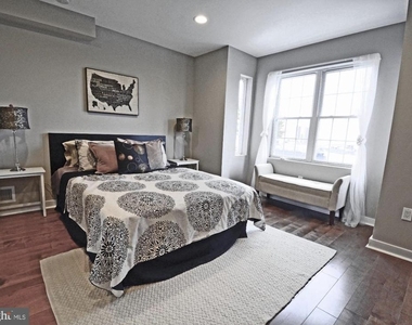 1338 S 18th Street - Photo Thumbnail 7