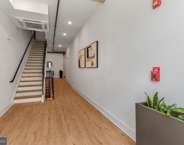 1144 Frankford Avenue - Photo Thumbnail 29