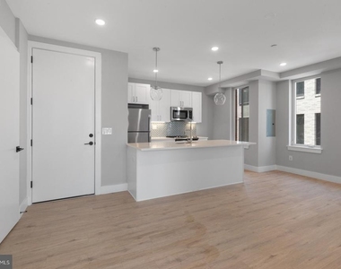 1144 Frankford Avenue - Photo Thumbnail 3