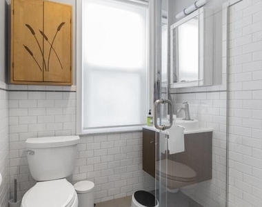 331 E Thompson Street - Photo Thumbnail 22