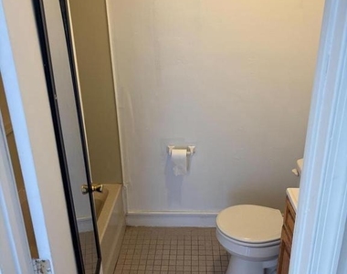 1225 N Randolph Street - Photo Thumbnail 9