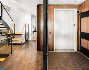 2108 Walnut Street - Photo Thumbnail 2