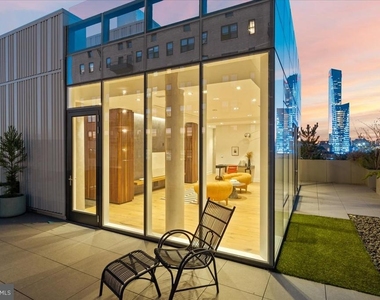 2108 Walnut Street - Photo Thumbnail 28