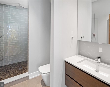 2108 Walnut Street - Photo Thumbnail 21